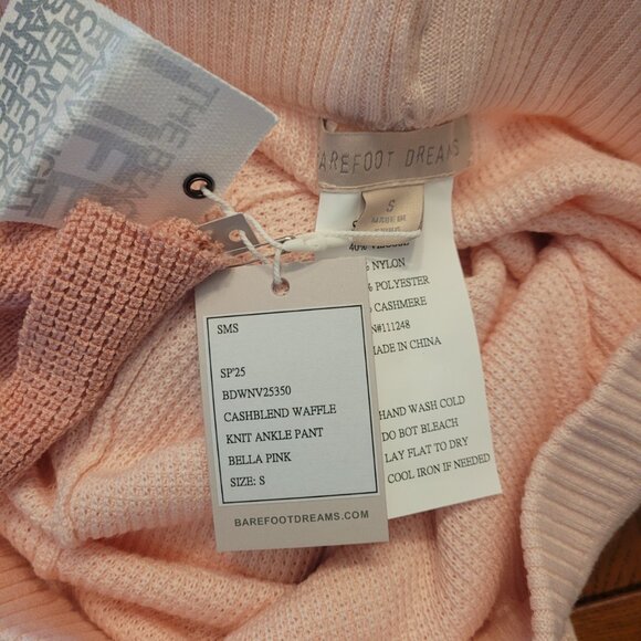 NWT BAREFOOT DREAMS Cashblend Waffle Knit Ankle Pant Bella Pink Size S - Picture 4 of 6